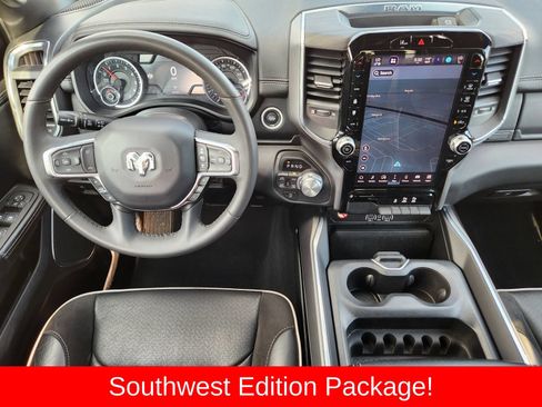 Used 2025 RAM 1500 Laramie AWD/4WD image 38
