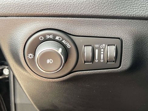 Used 2020 Jeep Compass Limited w/ Luxury Seat Group AWD/4WD image 20