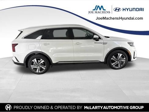 Used 2023 Kia Sorento SX Prestige AWD/4WD image 4