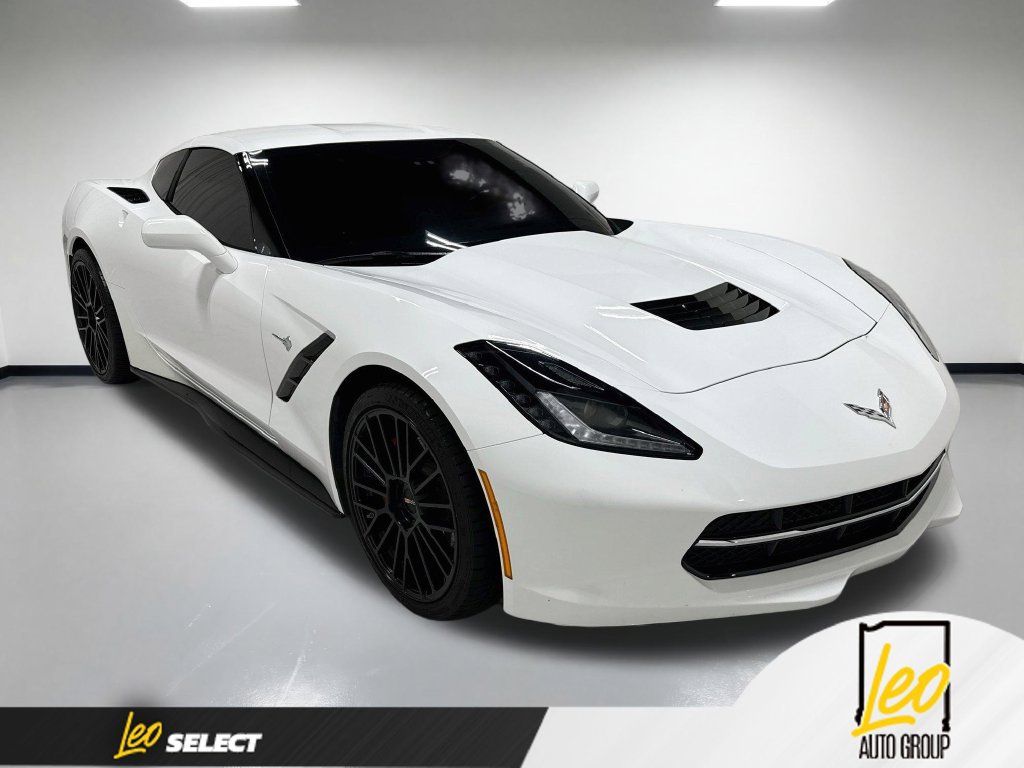 Used 2018 Chevrolet Corvette Stingray Coupe w/ 1LT RWD image 5