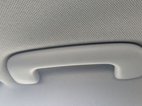 Used 2022 Hyundai Elantra SEL FWD image 32