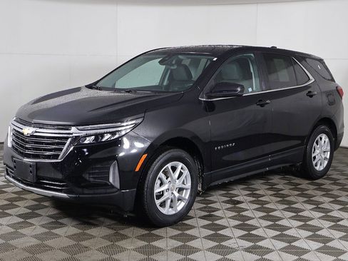 Used 2023 Chevrolet Equinox LT image 5
