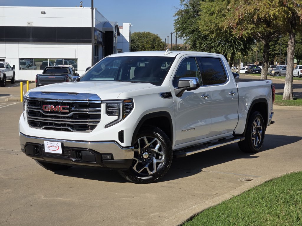 Used 2023 GMC Sierra 1500 SLT w/ SLT Premium Package AWD/4WD image 1