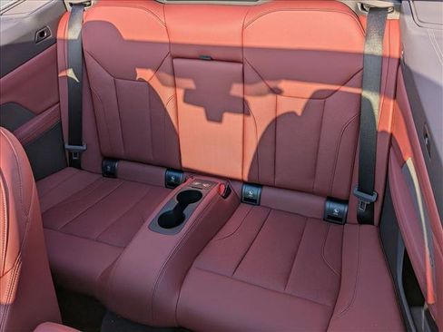 Used 2026 BMW M440i Convertible w/ Premium Package image 15