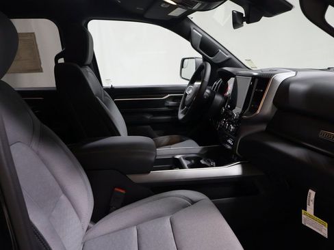 New 2026 RAM 1500 Big Horn AWD/4WD image 19