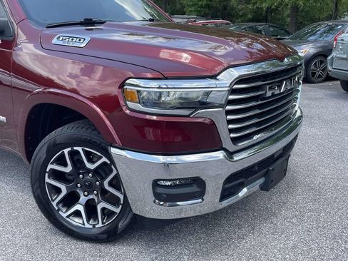 Used 2025 RAM 1500 Laramie AWD/4WD image 9