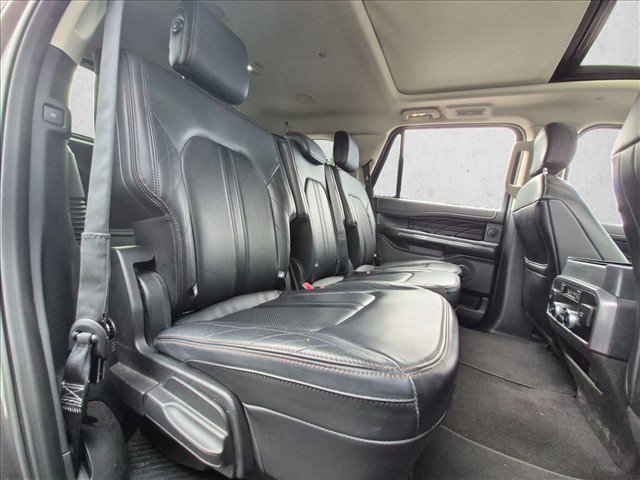 Used 2019 Ford Expedition Platinum AWD/4WD image 20