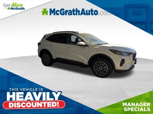 New 2025 Ford Escape SE FWD image 1