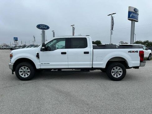 Certified 2022 Ford F250 XLT AWD/4WD image 2