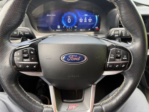 Used 2022 Ford Explorer ST w/ ST Street Pack AWD/4WD image 26