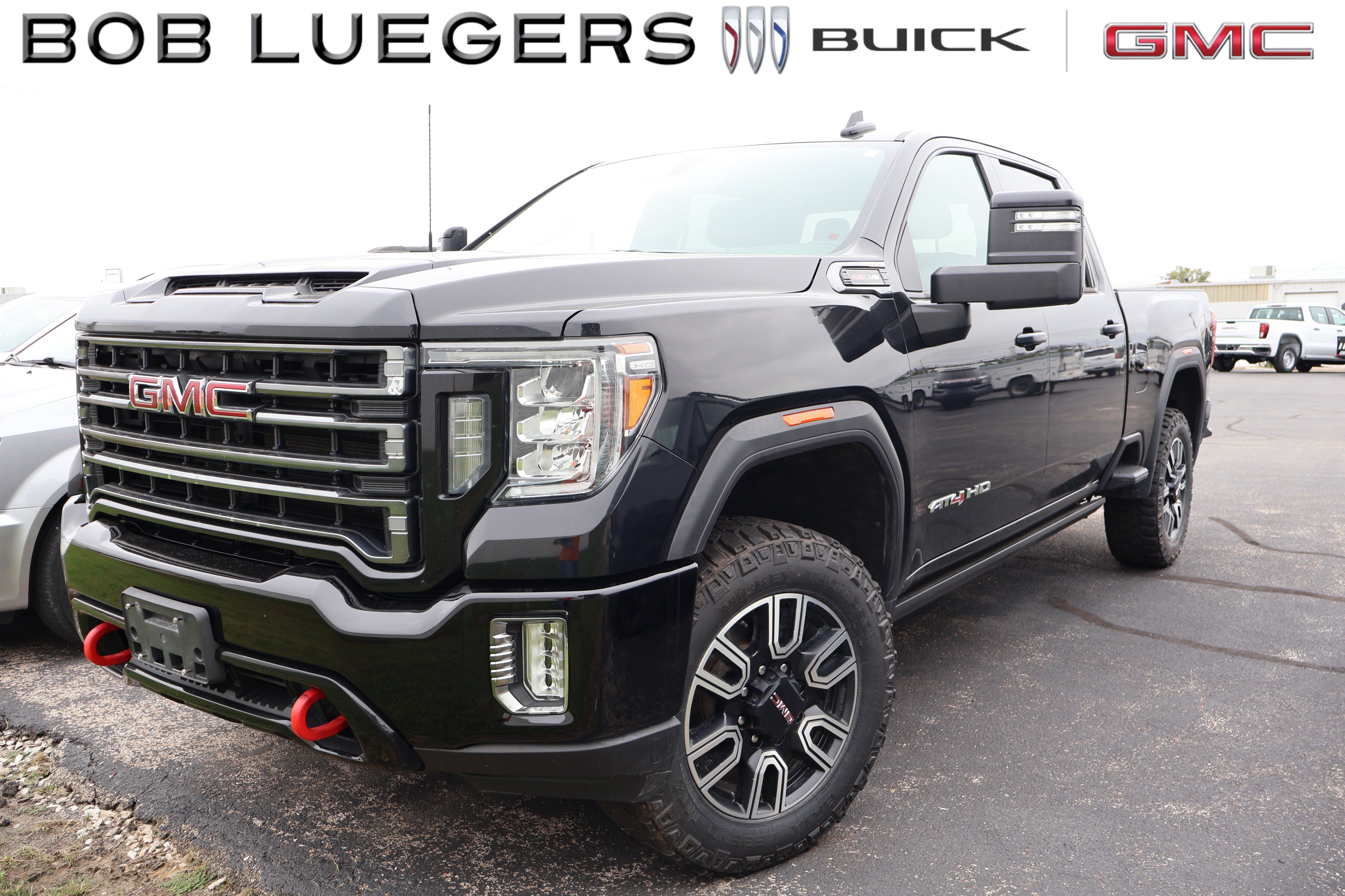 Used 2023 GMC Sierra 3500 AT4 AWD/4WD image 2