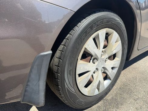 Used 2012 Honda Civic LX image 18