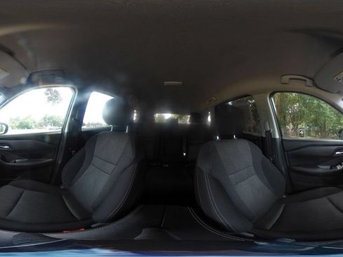 Used 2025 Nissan Rogue SV AWD/4WD image 44