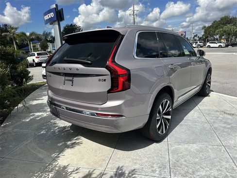 New 2026 Volvo XC90 B5 Core image 4