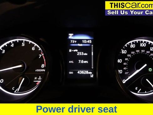 Used 2023 Toyota Camry SE FWD image 13
