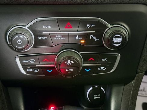 Used 2018 Dodge Charger R/T image 15