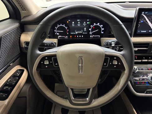 Used 2022 Lincoln Corsair FWD w/ Equipment Group 101A image 17