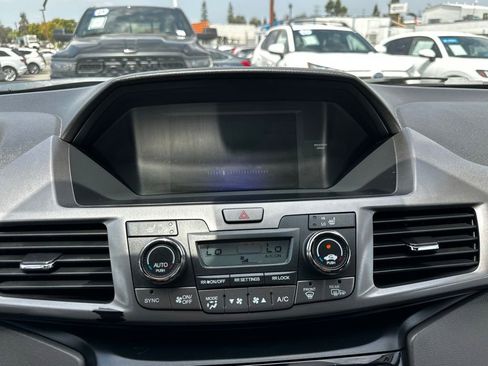Used 2014 Honda Odyssey EX-L image 24