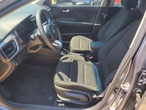Used 2019 Kia Rio S FWD image 14