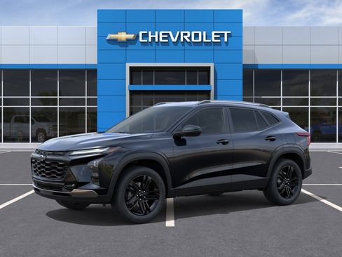 New 2026 Chevrolet Trax ACTIV w/ Driver Confidence Package FWD image 2
