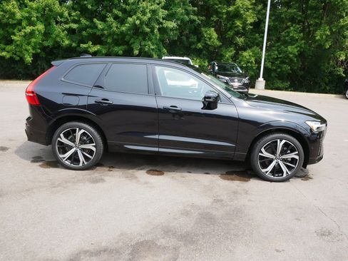 Used 2023 Volvo XC60 B6 Ultimate w/ Protection Package Premier AWD/4WD image 8