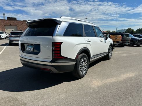 Used 2026 Hyundai Palisade SEL AWD/4WD image 2