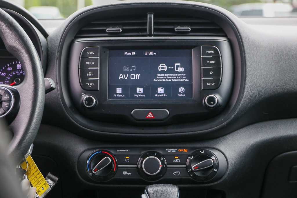 Used 2020 Kia Soul S FWD image 33