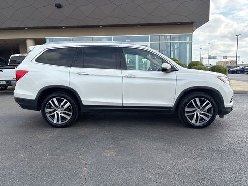 Used 2018 Honda Pilot Elite image 4