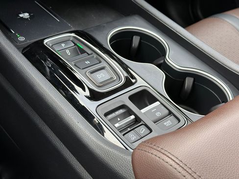 Used 2023 Honda Pilot Elite image 31