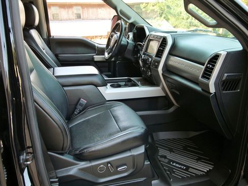 Used 2019 Ford F350 Lariat w/ Lariat Ultimate Package AWD/4WD image 42