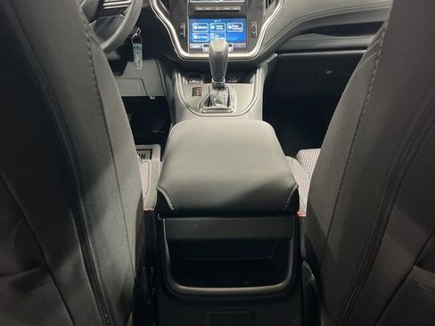 Certified 2025 Subaru Outback Base image 35