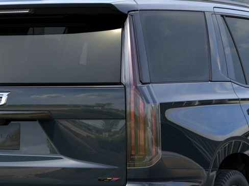 New 2026 Cadillac Escalade V w/ LPO, ONYX Package AWD/4WD image 11