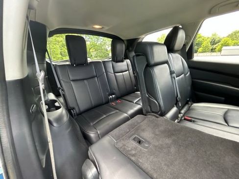 Used 2019 Nissan Pathfinder SL AWD/4WD image 33