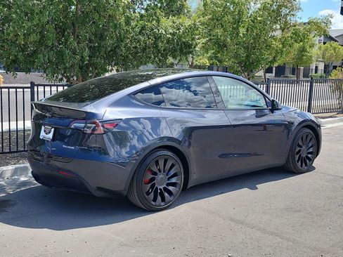 Used 2024 Tesla Model Y Performance AWD/4WD image 8