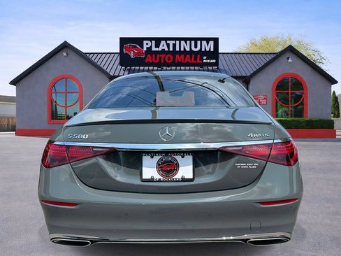 Used 2024 Mercedes-Benz S 580 4MATIC Sedan image 3