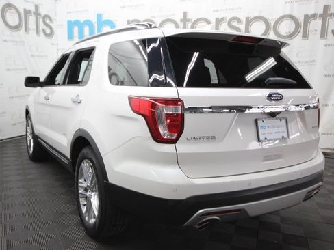 Used 2017 Ford Explorer Limited image 3