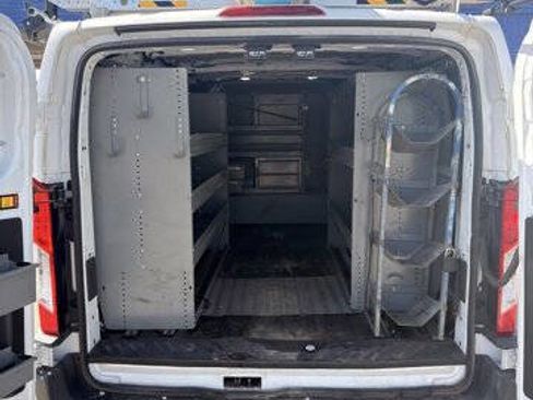 Used 2018 Ford Transit 250 148 Low Roof RWD image 21