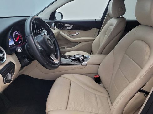 Used 2017 Mercedes-Benz GLC 300 4MATIC w/ Premium 1 Package image 17