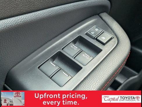 Used 2025 Honda Ridgeline Black Edition image 25