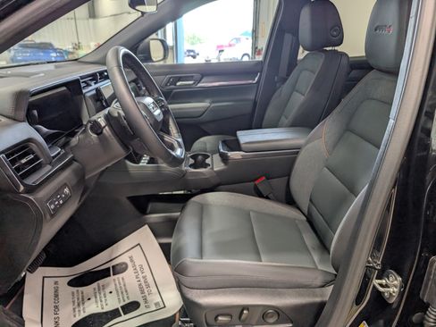 Used 2026 GMC Terrain AT4 AWD/4WD image 14