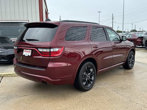 Used 2024 Dodge Durango SXT w/ SXT Blacktop Group RWD image 7