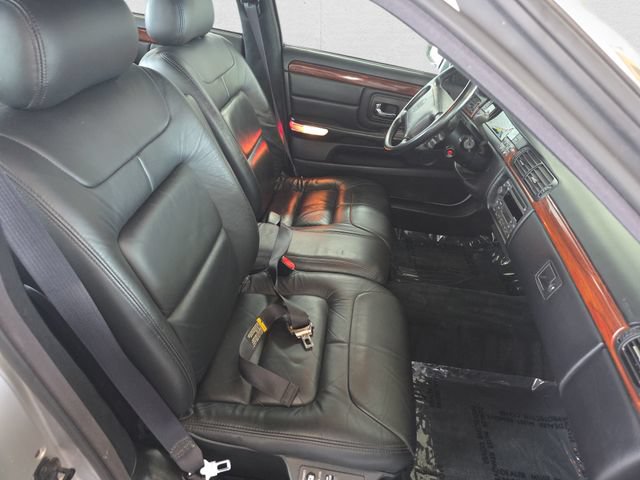 Used 1999 Cadillac De Ville w/ Comfort/Convenience Pkg FWD image 10