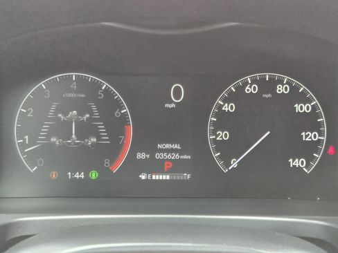 Certified 2025 Honda Pilot Touring image 12