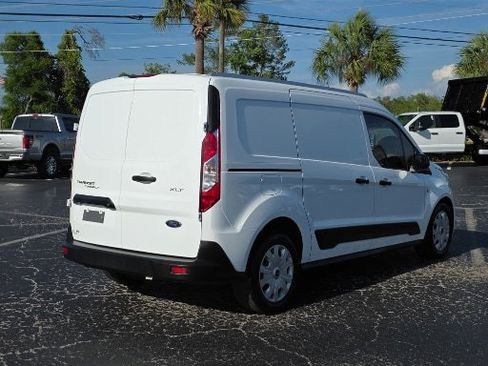 Used 2023 Ford Transit Connect XLT FWD image 7