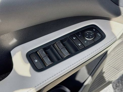 New 2026 Lexus RX 350h AWD/4WD image 24