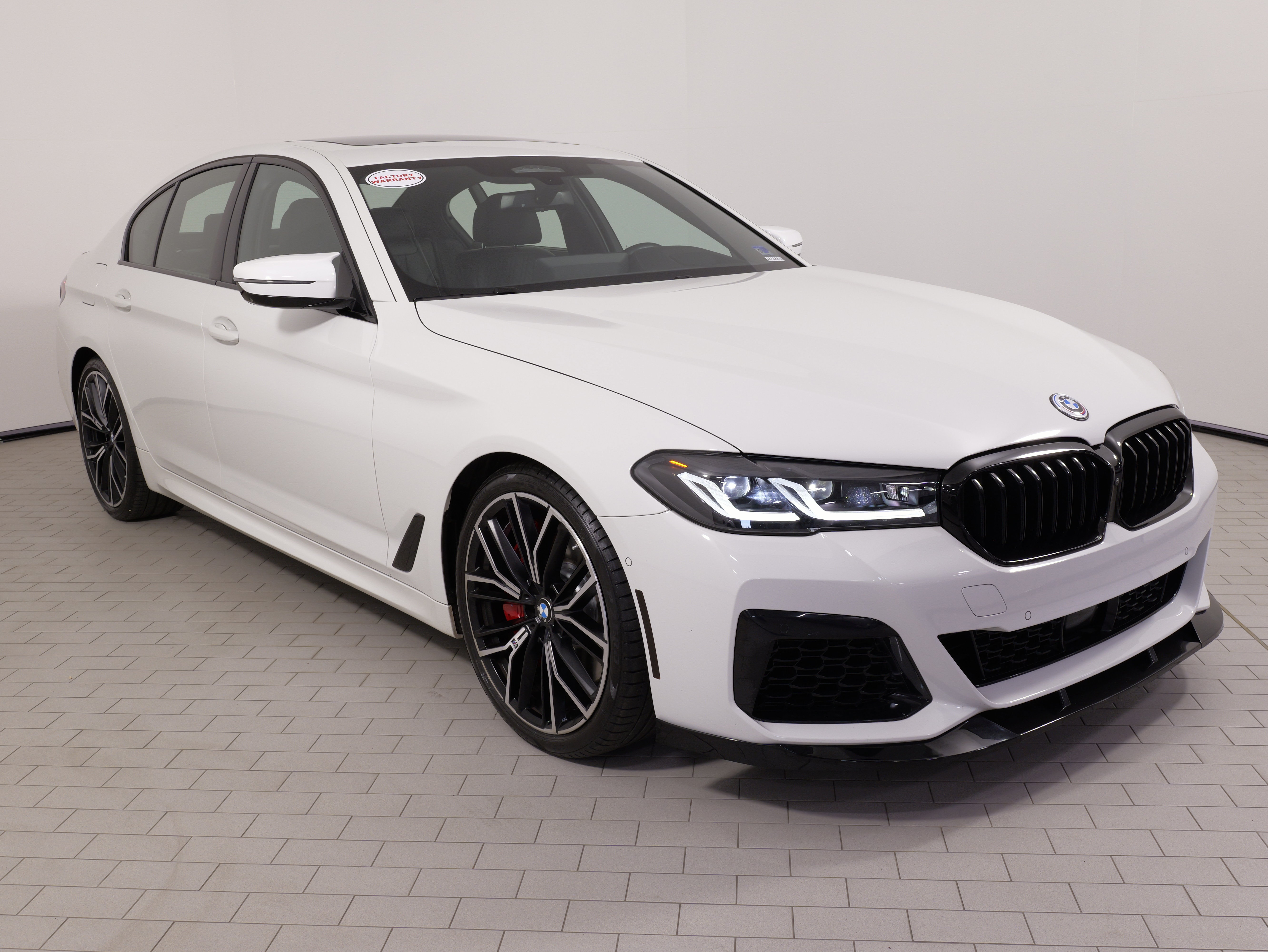 Used 2023 BMW M550i xDrive w/ Executive Package AWD/4WD image 7