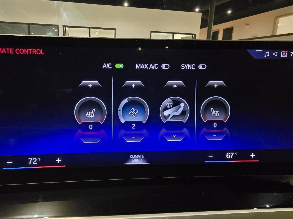 Used 2023 BMW i4 eDrive35 w/ Premium Package RWD image 17