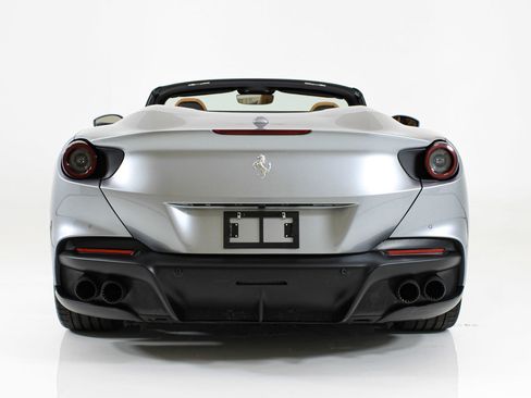 Certified 2023 Ferrari Portofino M RWD image 8