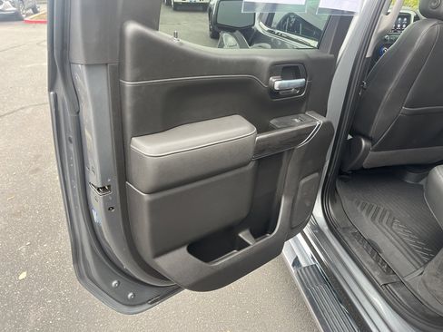 Used 2021 Chevrolet Silverado 1500 LTZ image 40