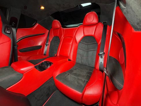 Used 2017 Maserati GranTurismo Sport image 23